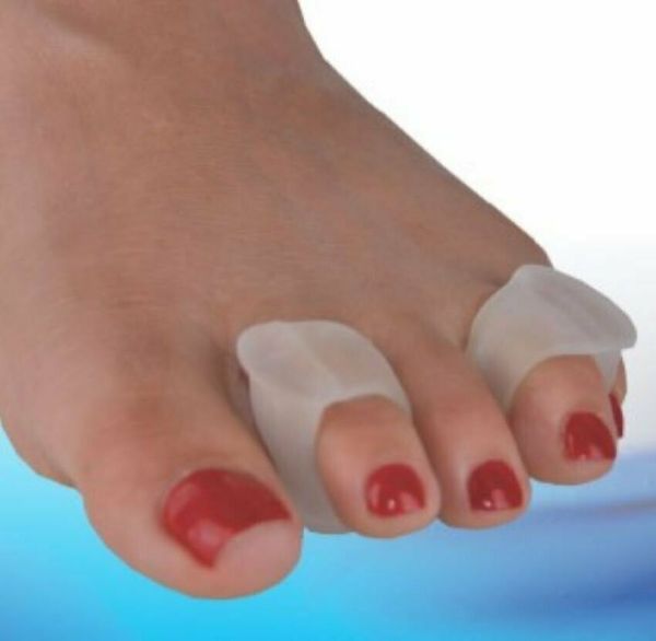 Picture of D-Loop Gel Toe Spreaders (pair)