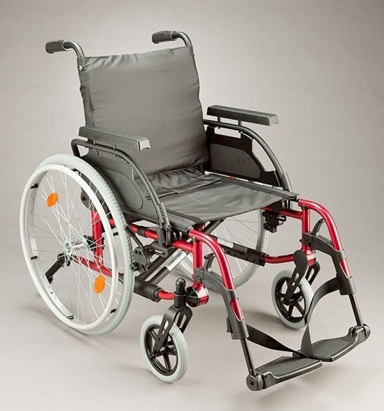 Picture of Breezy Basix (48cm Seat) Self Propelled Wheelchair