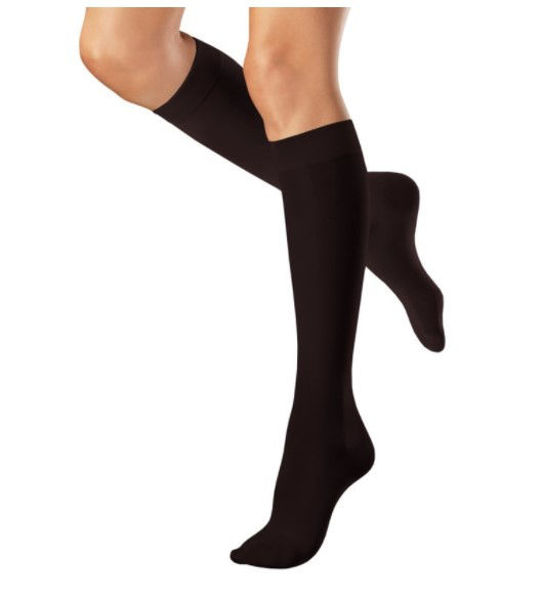 Picture of 4001 B/KNEE LARGE, CLOSED TOE - BLACK 